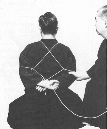 现代日式绳缚的鼻祖——「捕绳术」